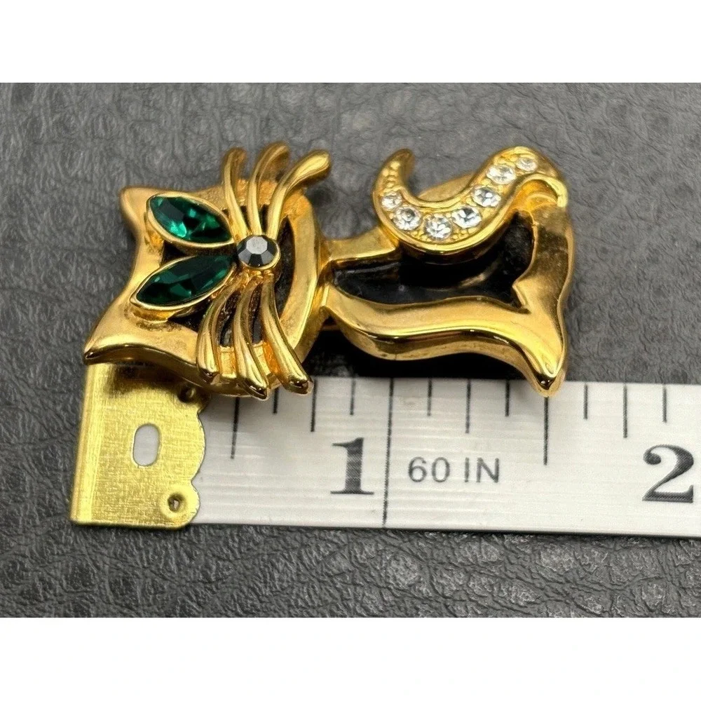 Vintage Modernist Cat Brooch Green Rhinestone Eyes Black Enamel Gold Tone Pin